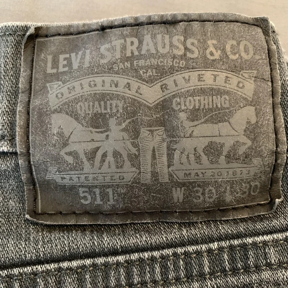Levis 511‎ Jeans Mens 30x30 Gray Charcoal Wash Slim Fit Stretch Denim Pants